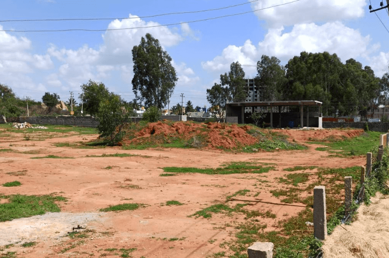 Prime Highway-Facing Land for Sale in Bengaluru